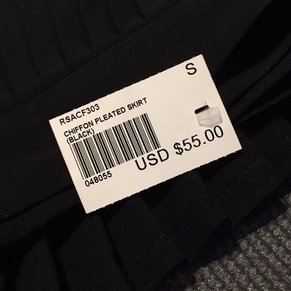 NWT American Apparel Black Chiffon Pleated Skirt S - Picture 7 of 8